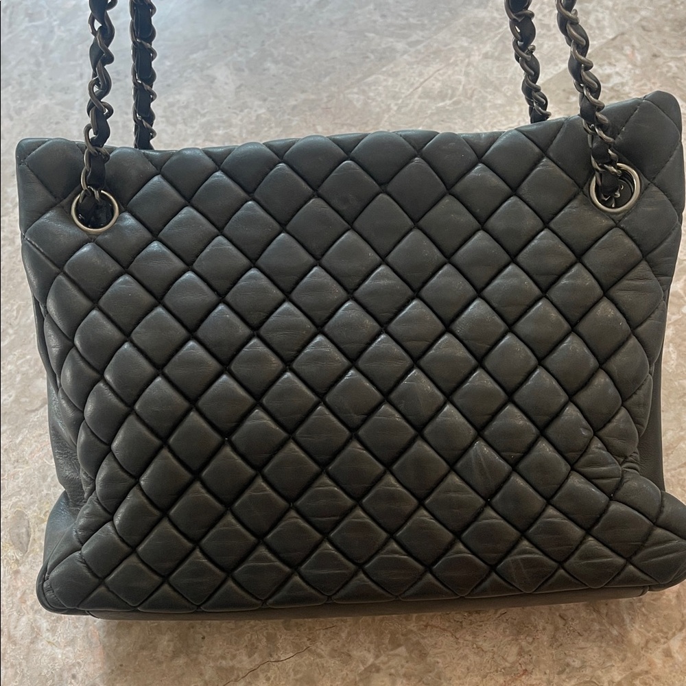 Chanel shopping tote - Picture 6 of 12